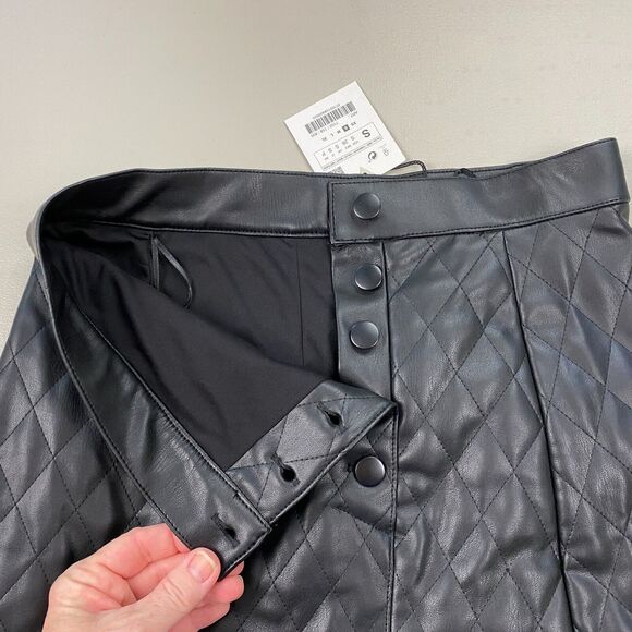 Zara Faux Leather Mini Skirt Women Small Black Quilted A Line Retro Y2K Pleather - Picture 8 of 12